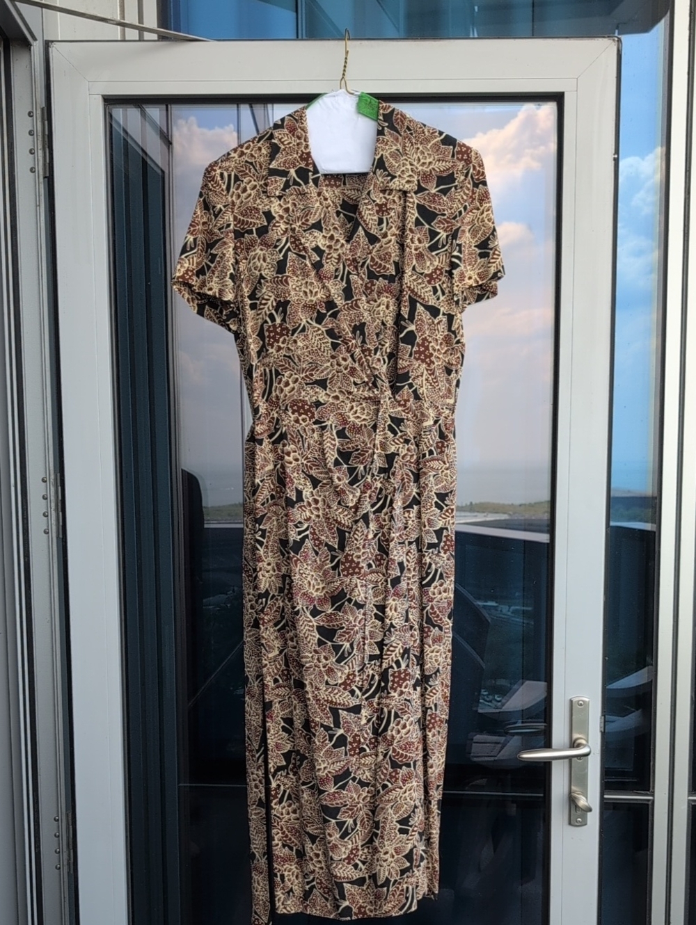 Talbots Silk Black, Brown, Cream Floral-Print Short-Sleeve Wrap Dress